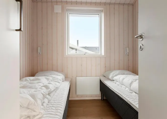 Pet Friendly In With Sauna Løkken