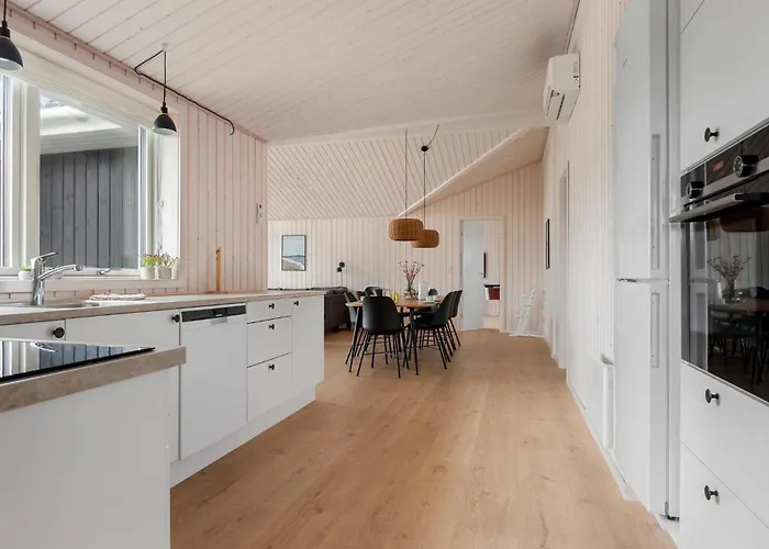 Pet Friendly In With Sauna Løkken